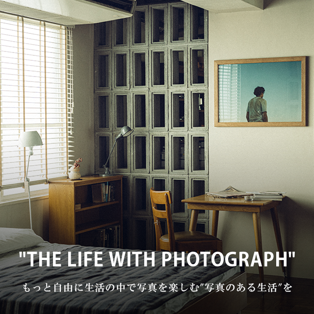 THE LIFE WITH PHOTOGRAPH