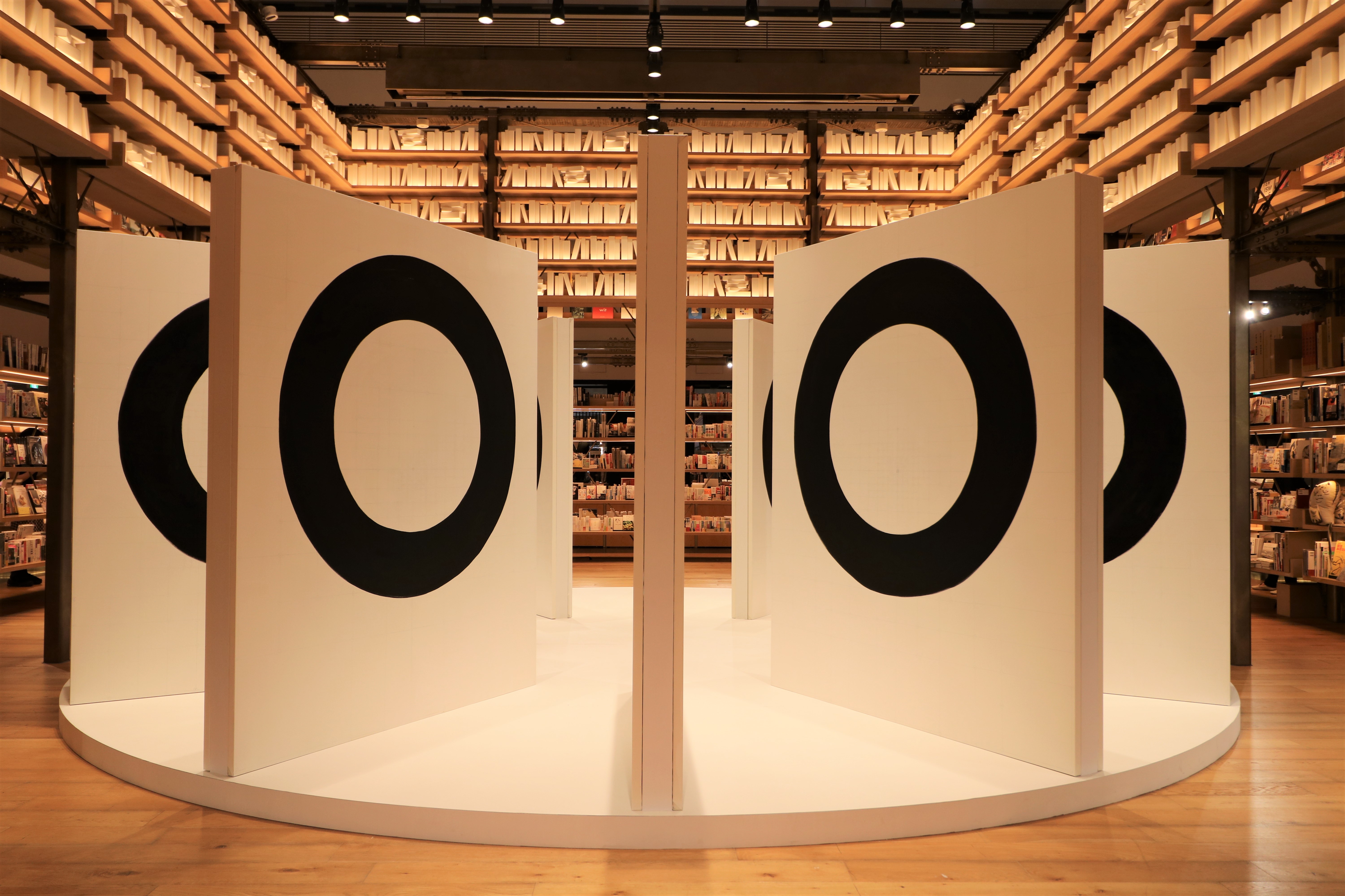 展覧会】南依岐 個展「藝核一如」 | イベント | 銀座 蔦屋書店 | 蔦屋