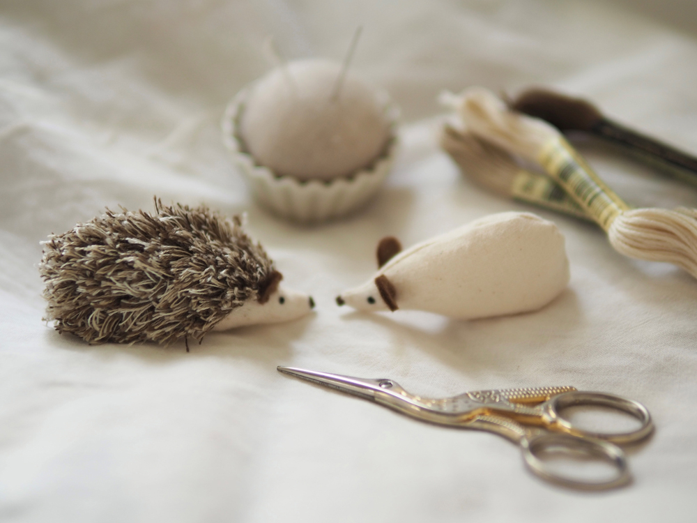 広島 蔦屋書店】刺繍作家junoスミルナステッチで作るハリネズミワーク