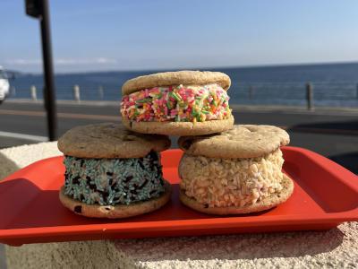 WAKE COOKIE STAND