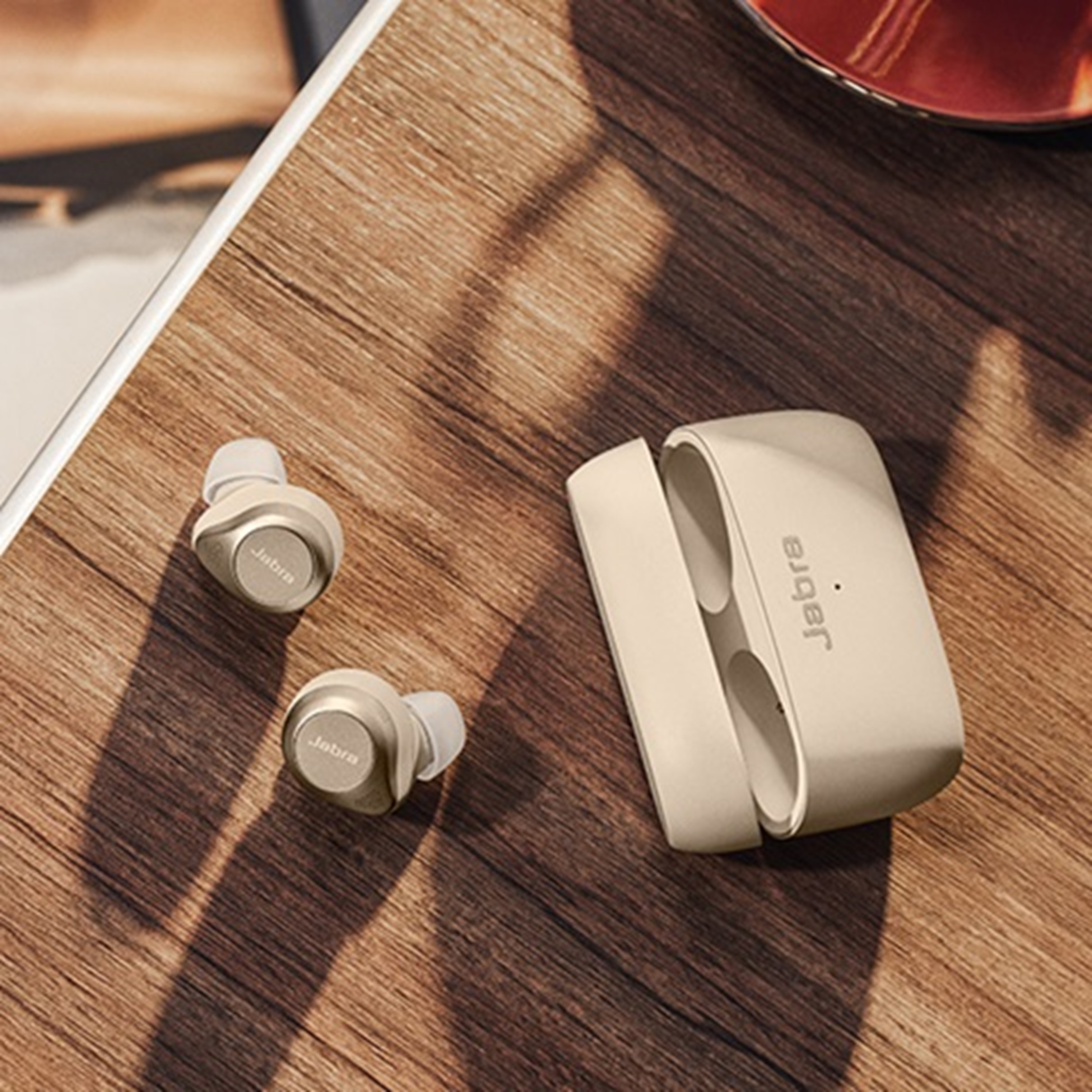 展示終了】Jabra Elite 85t Gold Beige / 完全ワイヤレスイヤホン