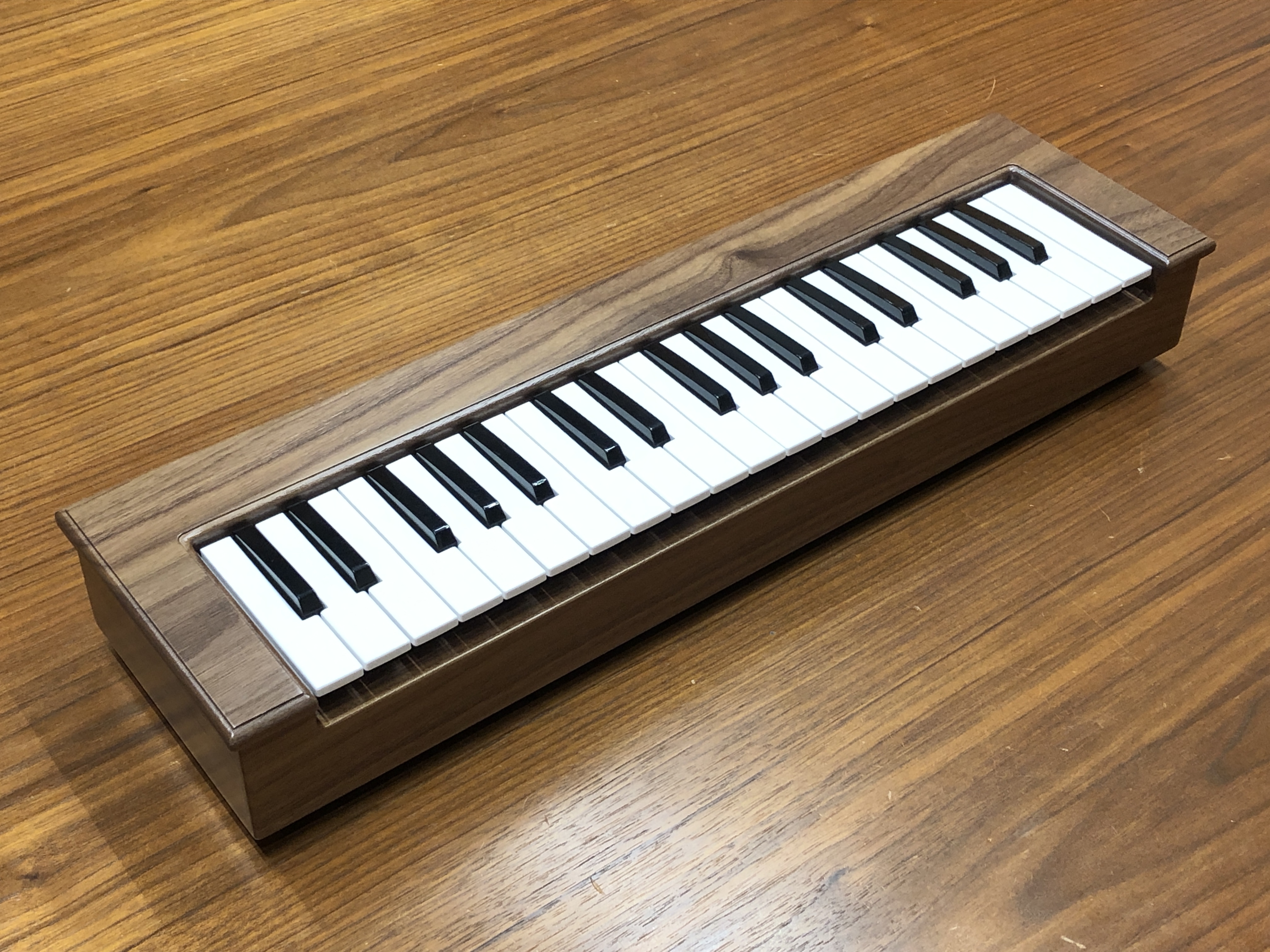 展示終了】オルピア（ORPIA）/弾くオルゴール | プロダクト | 蔦屋家電+