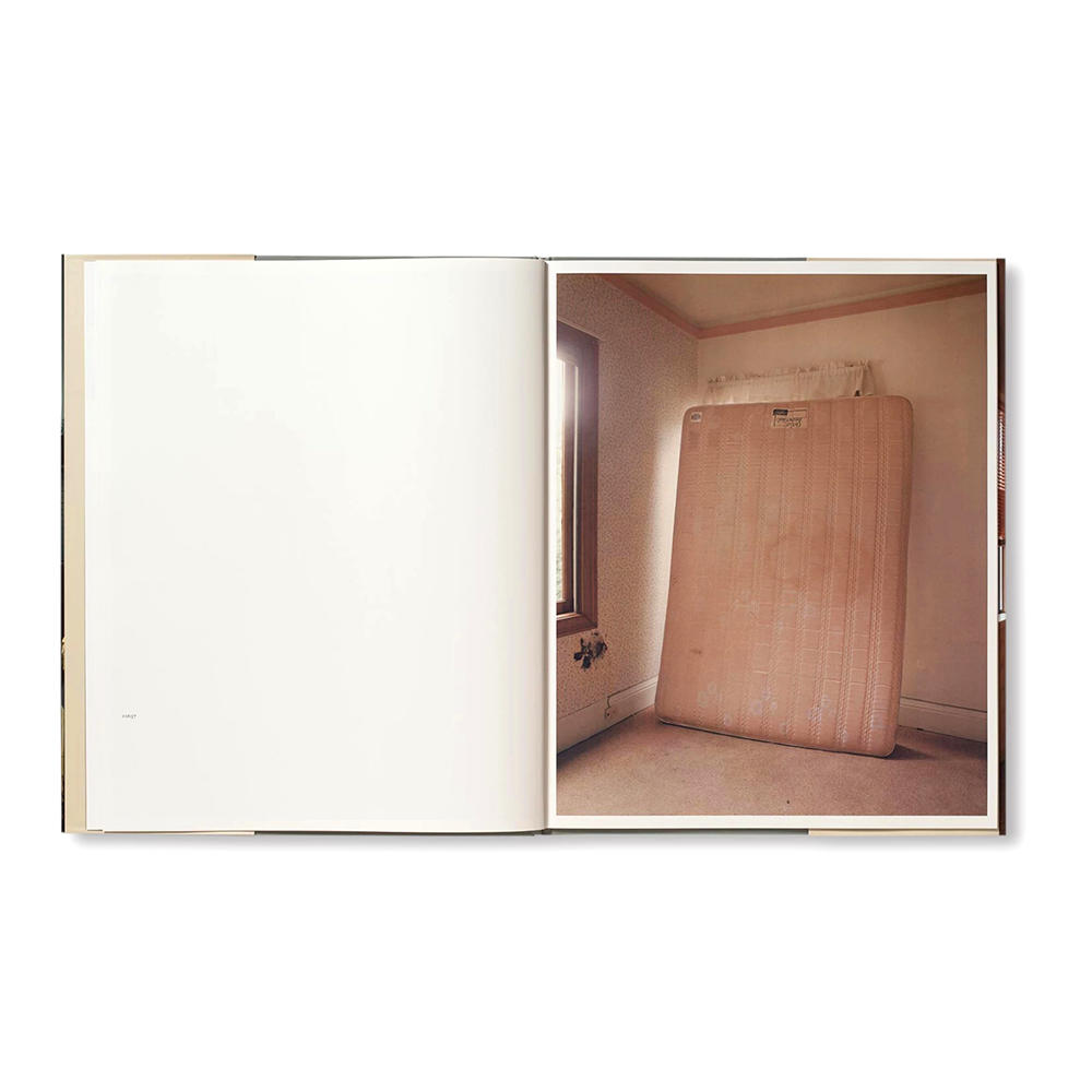 【サイン入り】HOUSE HUNTING by Todd Hido トッド・ハイドの代表作　復刻版 