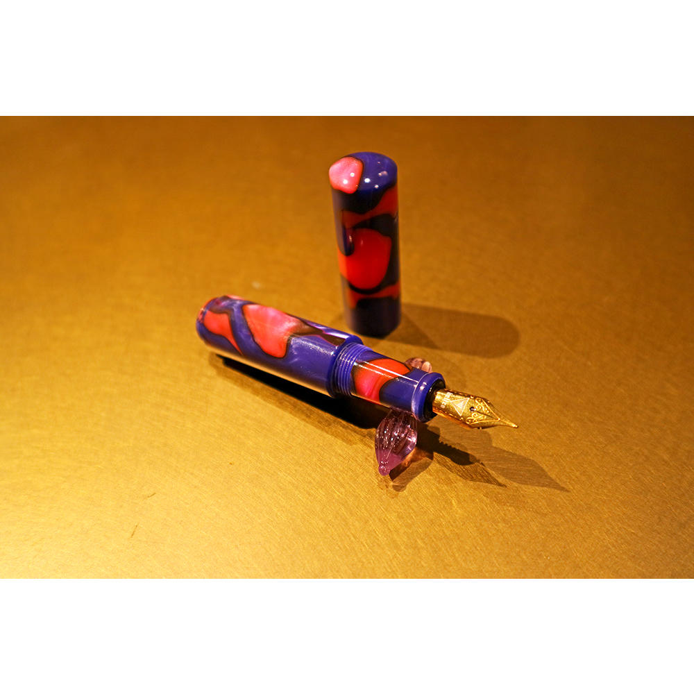 シュクル万年筆 ピンクパンサー Pink Panther Helico Helicoの商品詳細 蔦屋書店オンラインストア