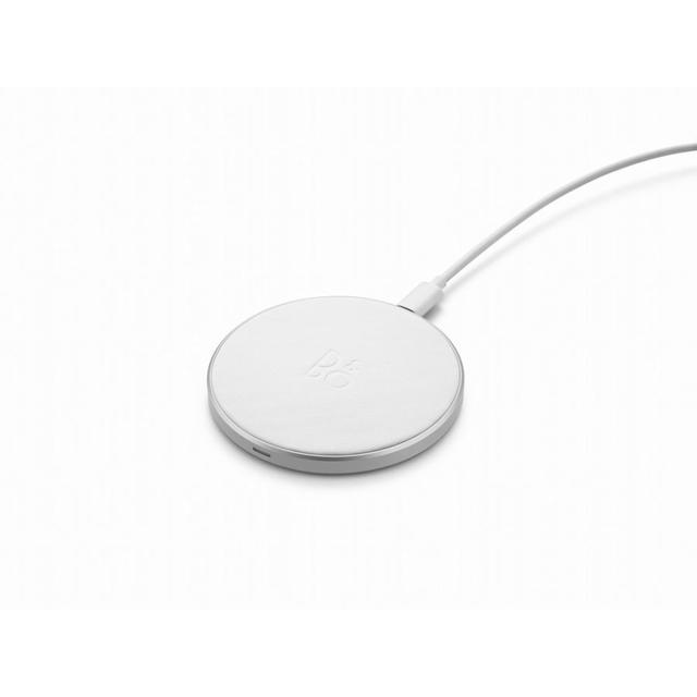 Bang&Olufsen　Beoplay Charging pad for Beoplay E8 2.0　Ｗｈｉｔｅ