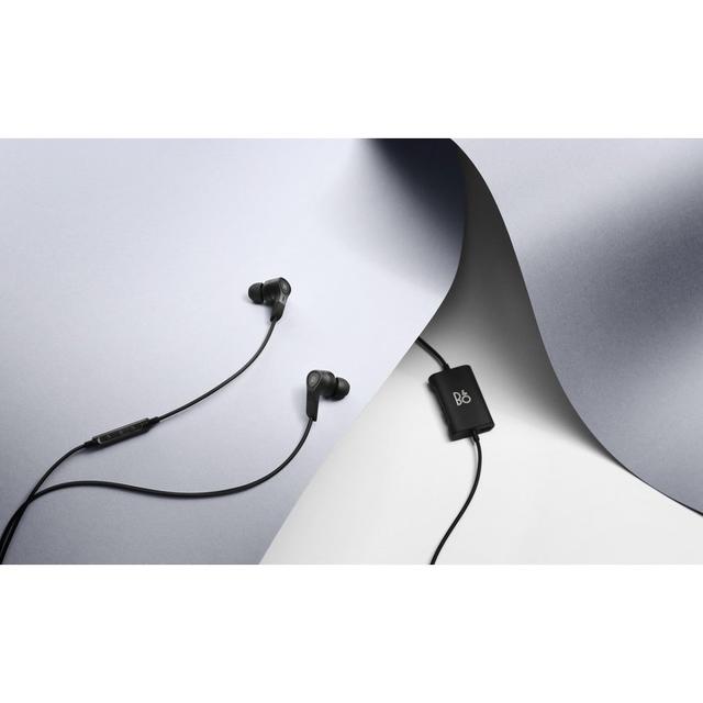 Bang&Olufsen 有線イヤフォン Beoplay E4 Black -の商品詳細 | 蔦屋