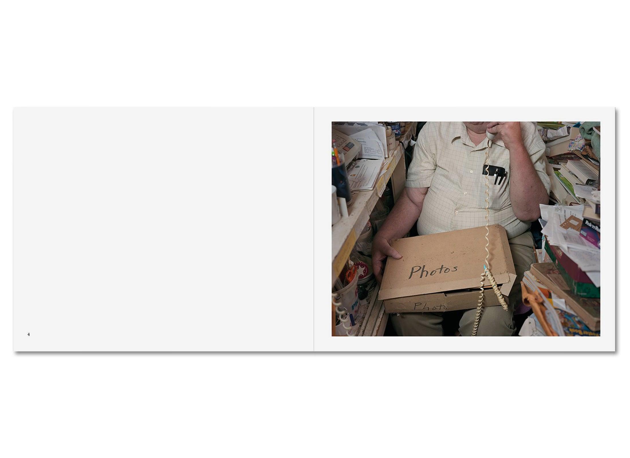 A POUND OF PICTURES by Alec Soth [SIGNED]　アレック・ソス　作品集