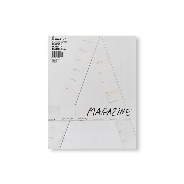 『 A MAGAZINE CURATED BY MAISON MARTIN MARGIELA』