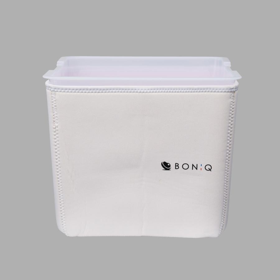 BONIQ(ボニーク)コンテナジャケット 12L 白