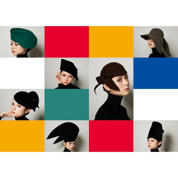 『ピエール・カルダン デザインアーカイブ』発行：グラフィック社