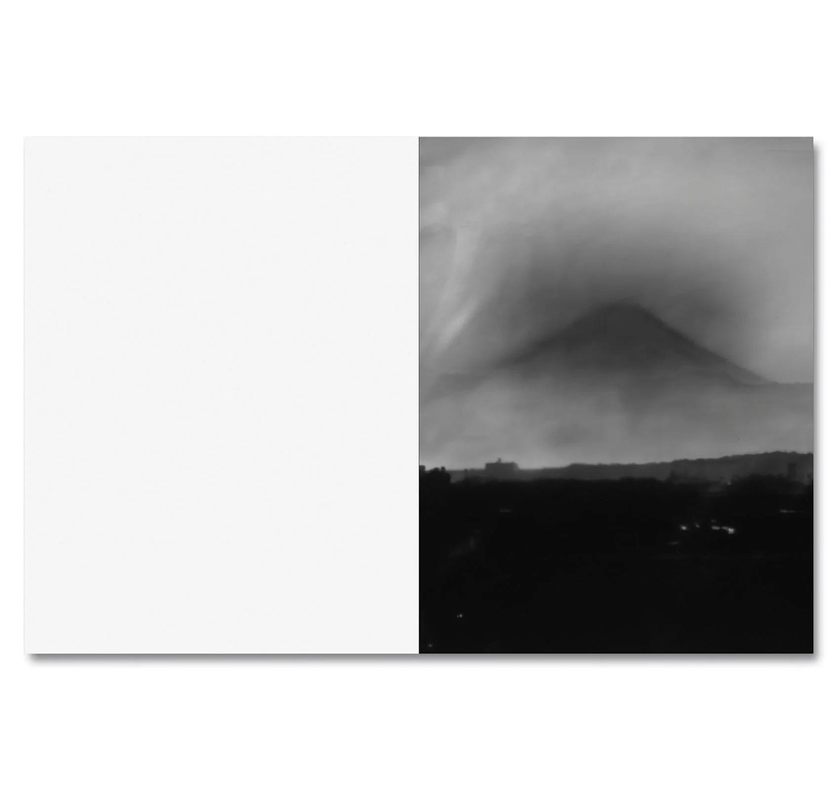 (予約受付中)（サイン本）THIRTY-SIX VIEWS OF MOUNT FUJI by Takashi Homma