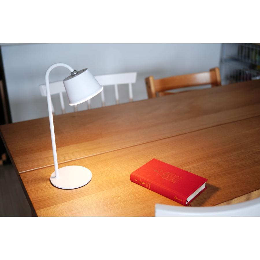 LED Magnecco portable lamp (マグネッコ ポータブルランプ) ホワイト 