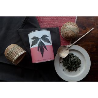 【tabel】伝統茶　ブリキ缶入り茶葉　奈良・高取の寒さにまけない大和当帰茶 .