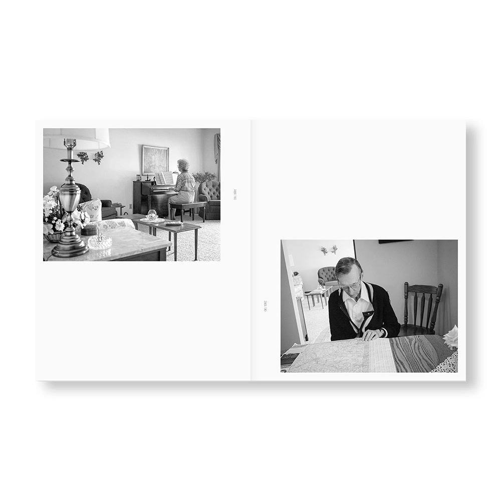 アート・デザイン・音楽 Leaving and waving アート・デザイン・音楽 Leaving and waving LEAVING AND WAVING