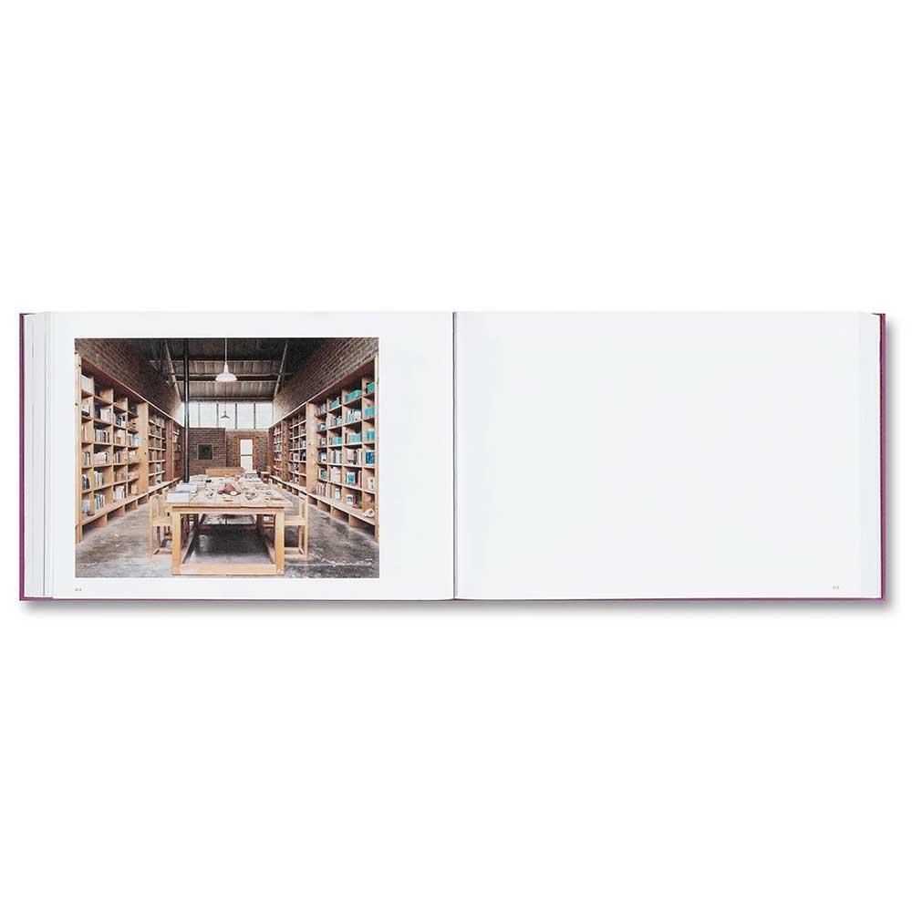 DONALD JUDD FURNITURE by Donald Judd　ドナルド・ジャッド 作品集