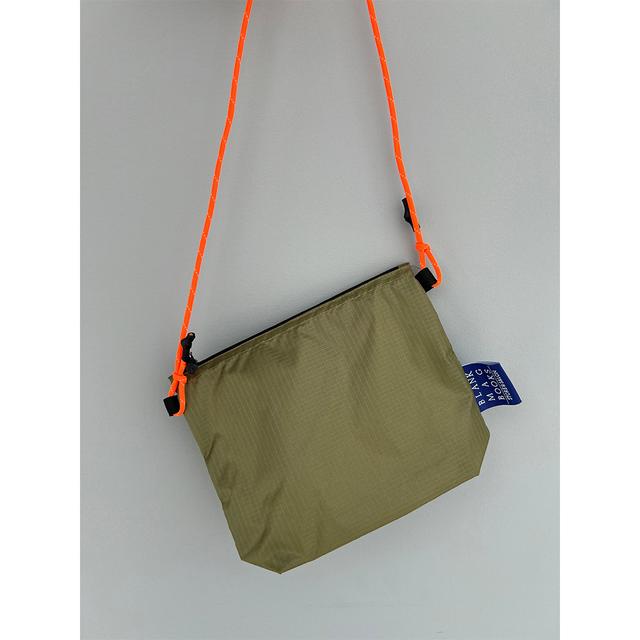 SO MANY BOOKS , SO LITTLE TIME Nylon Sacoche（OLIVE）