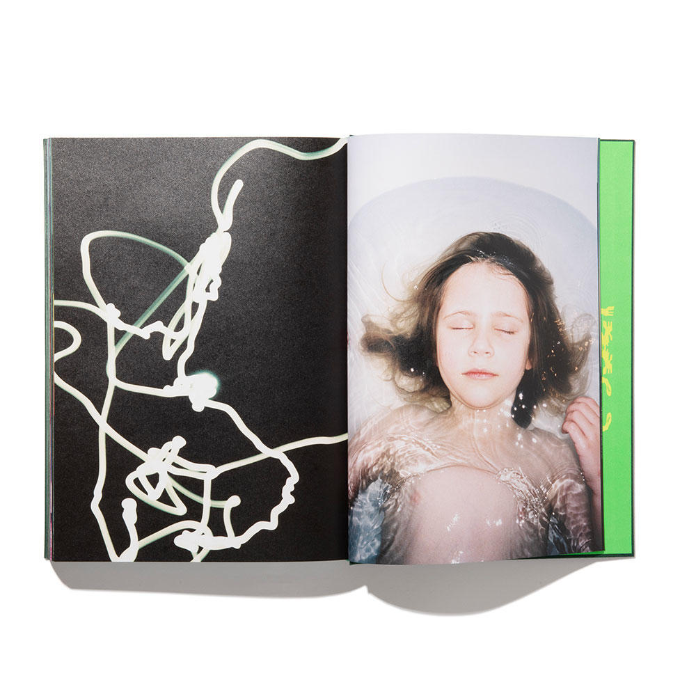 "PSY LYF" A Photographic Journal by Misha Hollenbach（ミーシャ・ホーレンバック） 写真集