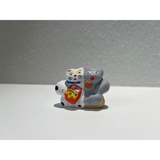 【寺井奈緒美】甘栗を食べる猫とねずみ（土人形大サイズ）