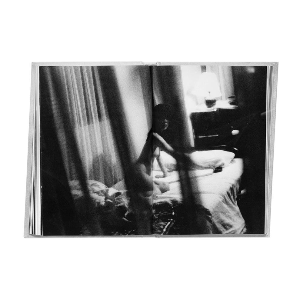 【サイン入り】野村佐紀子　Sakiko Nomura: Ango【日本語版】