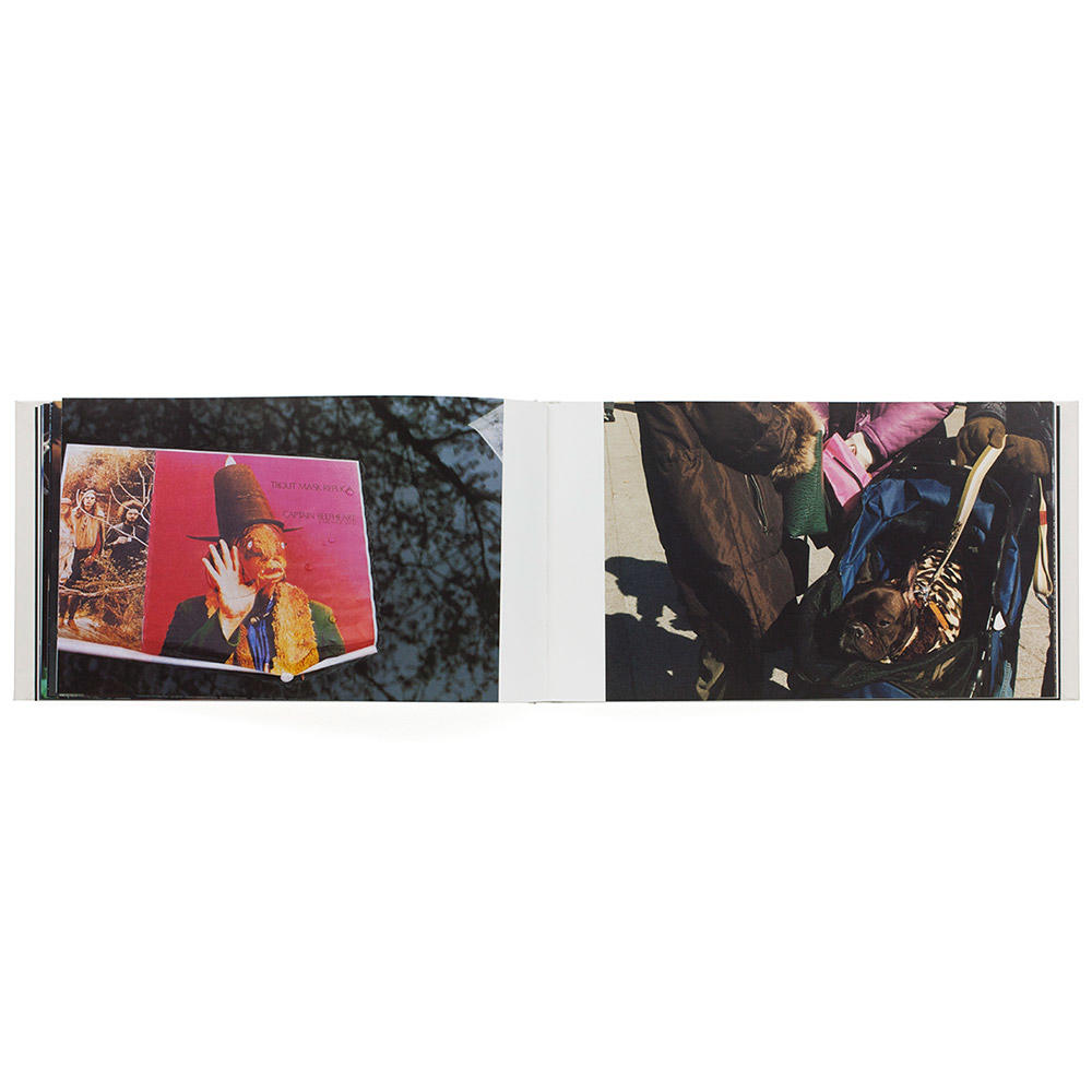 ラジオのように（JUST LIKE ON THE RADIO） by 吉野英理香（Erika Yoshino） 写真集