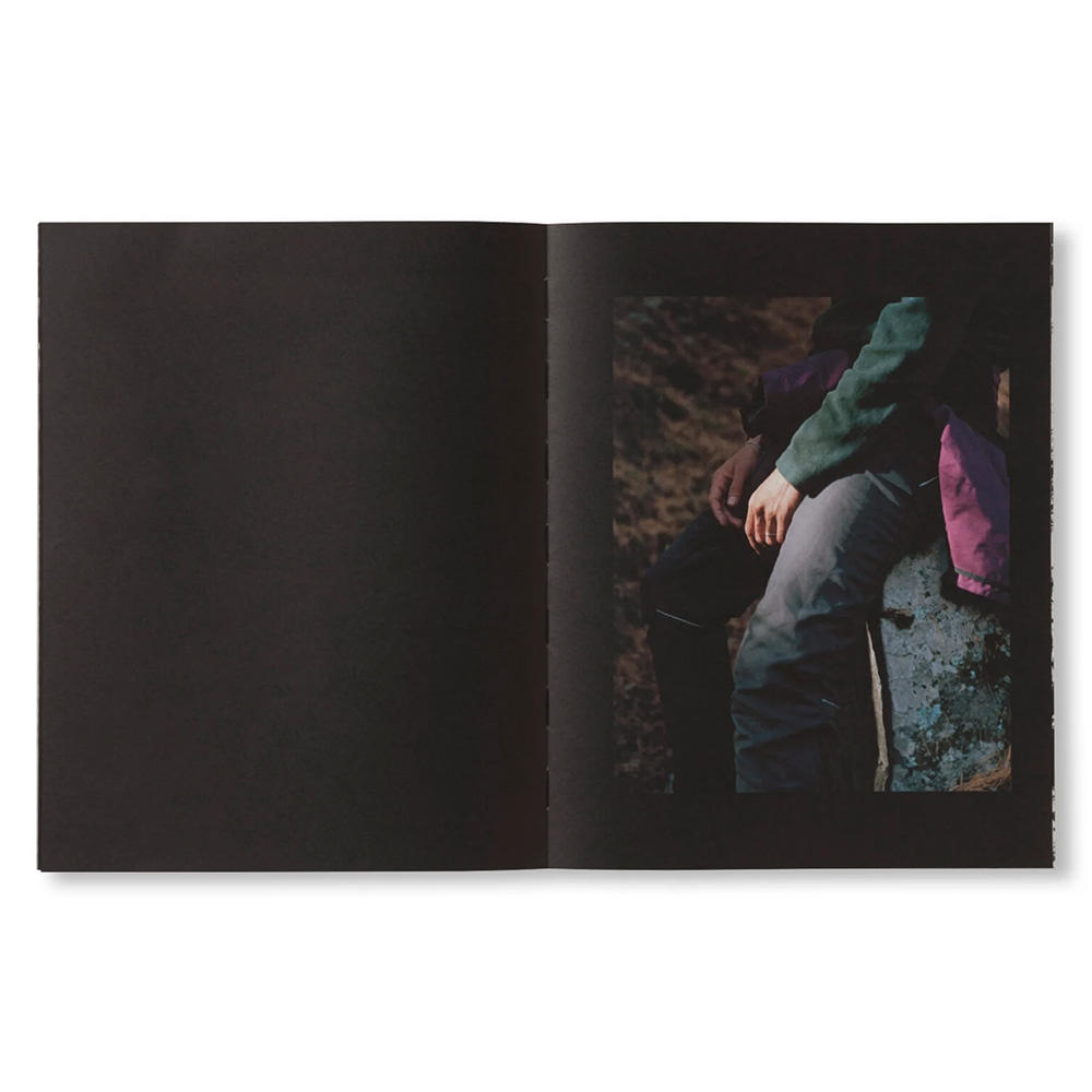 LA RONDE DES HIRONDELLES by Florence Cuschieri　フローレンス・クスキエリ写真集