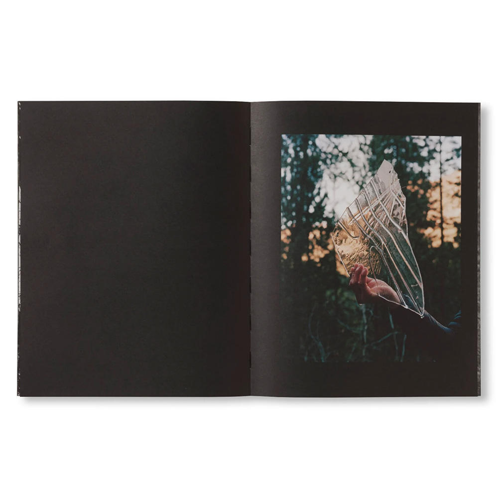 LA RONDE DES HIRONDELLES by Florence Cuschieri　フローレンス・クスキエリ写真集