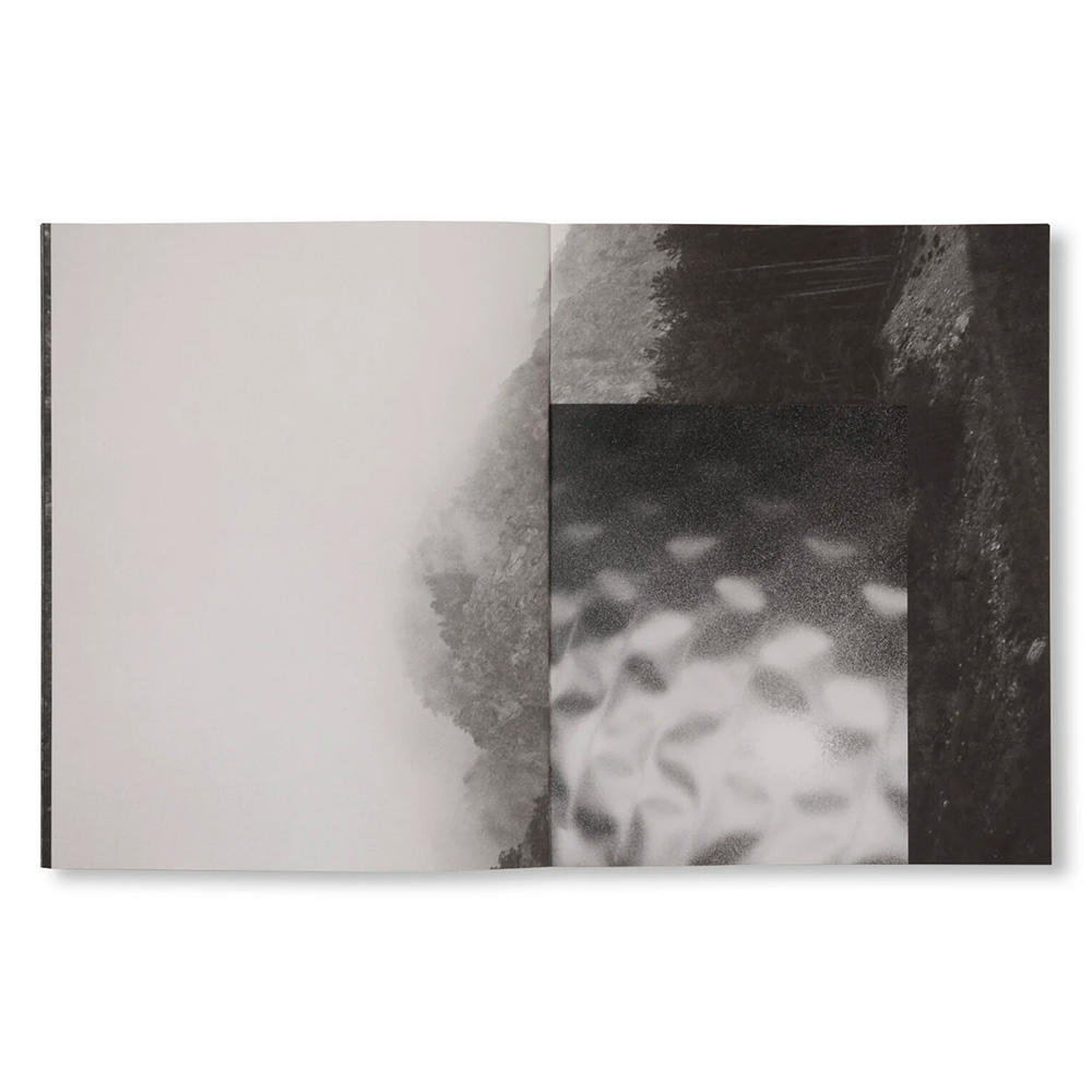 LA RONDE DES HIRONDELLES by Florence Cuschieri　フローレンス・クスキエリ写真集