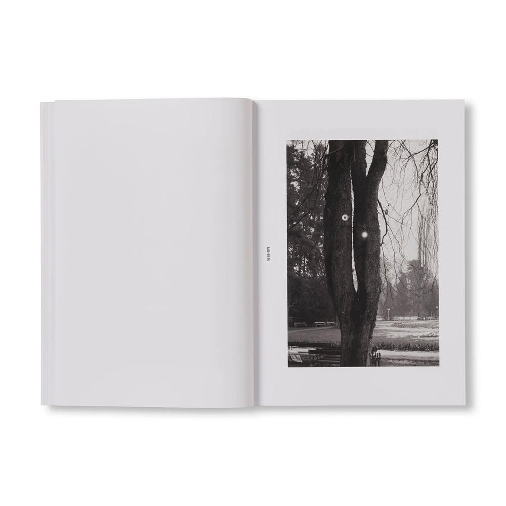PHOTOGRAPHS (1978-1985) by Christine Furuya-Gössler　クリスティーネ・フルヤ＝ゲッスラー写真集
