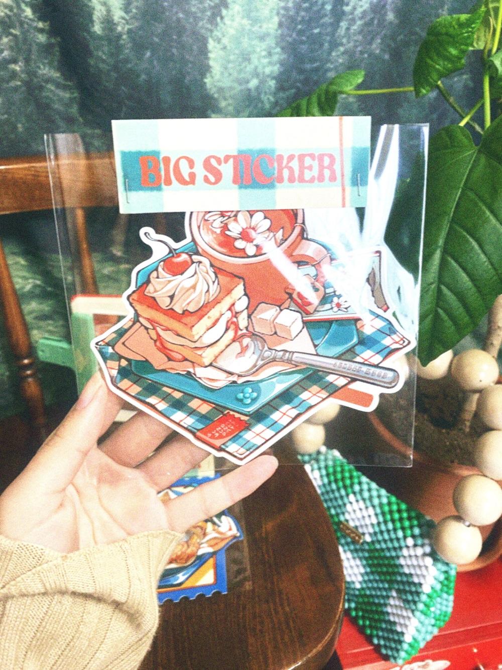 【IP】日菜乃 ビッグステッカー1＿マーガレットとチェリーのケーキ