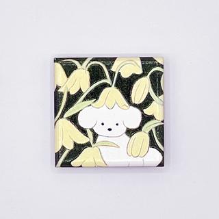 Murakami.Flowersトレカスリーブ 「笑顔の女の子」ドット