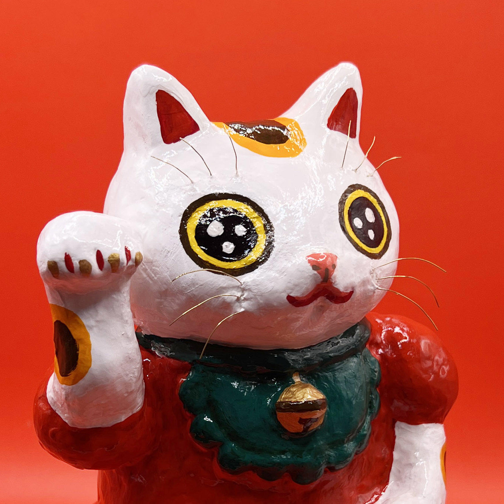 作品：とやちかこ】まねきまねこちゃん ※2025年12月上旬～中旬頃