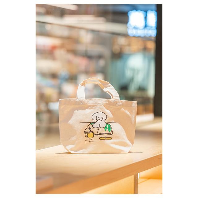 銀座 蔦屋書店限定】てらおかなつみ 犬と本のランチトートバッグ