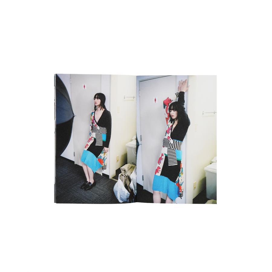 【ご予約受付中・通常版】LA MUSEUM NANA KOMATSU 小松菜奈 E-WAX 写真集