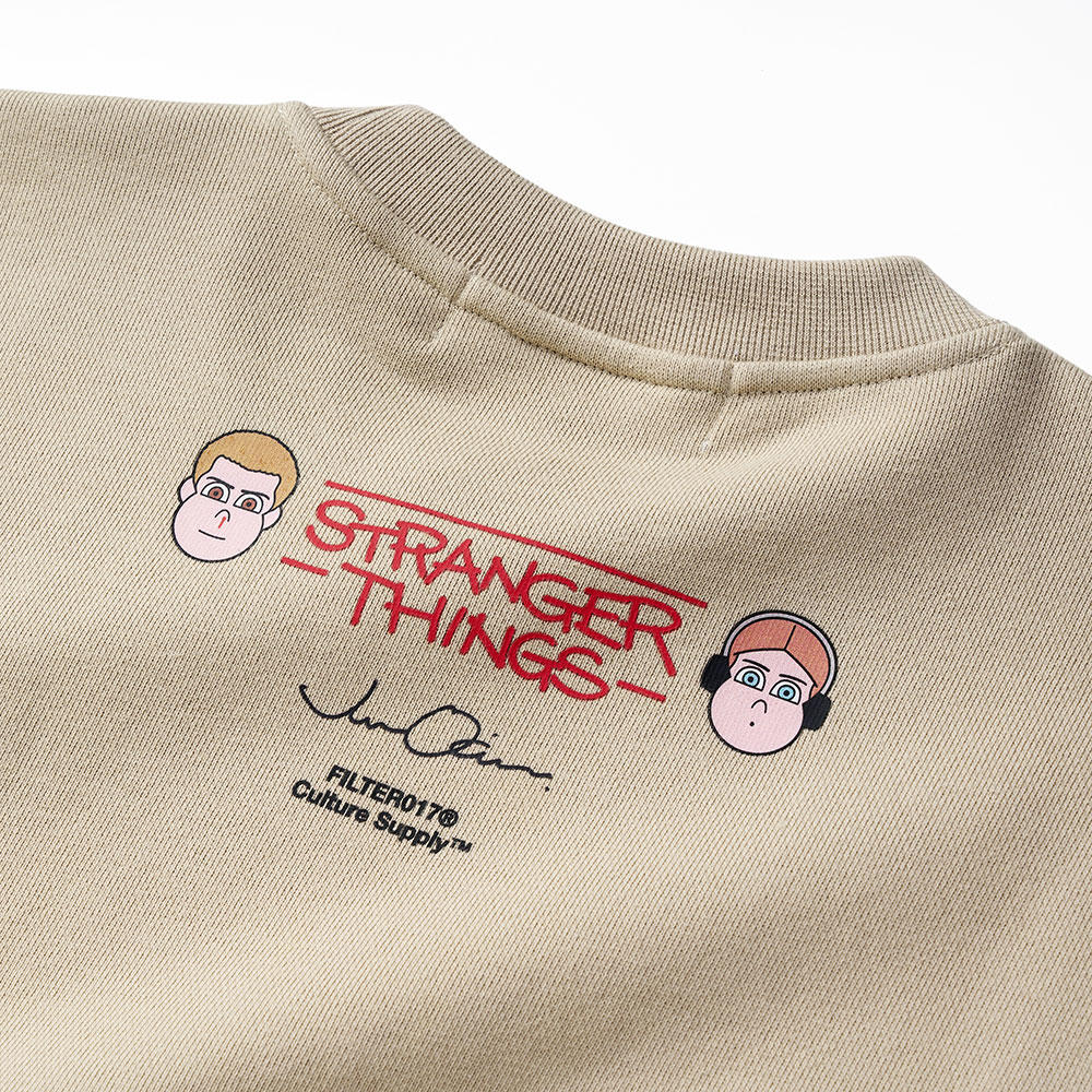 eleven（イレブン）&max（マックス）カレッジロングTシャツ サンドベージュ　Stranger Things（ストレンジャー・シングス）×Jun Oson×FILTER017® Culture Supply™