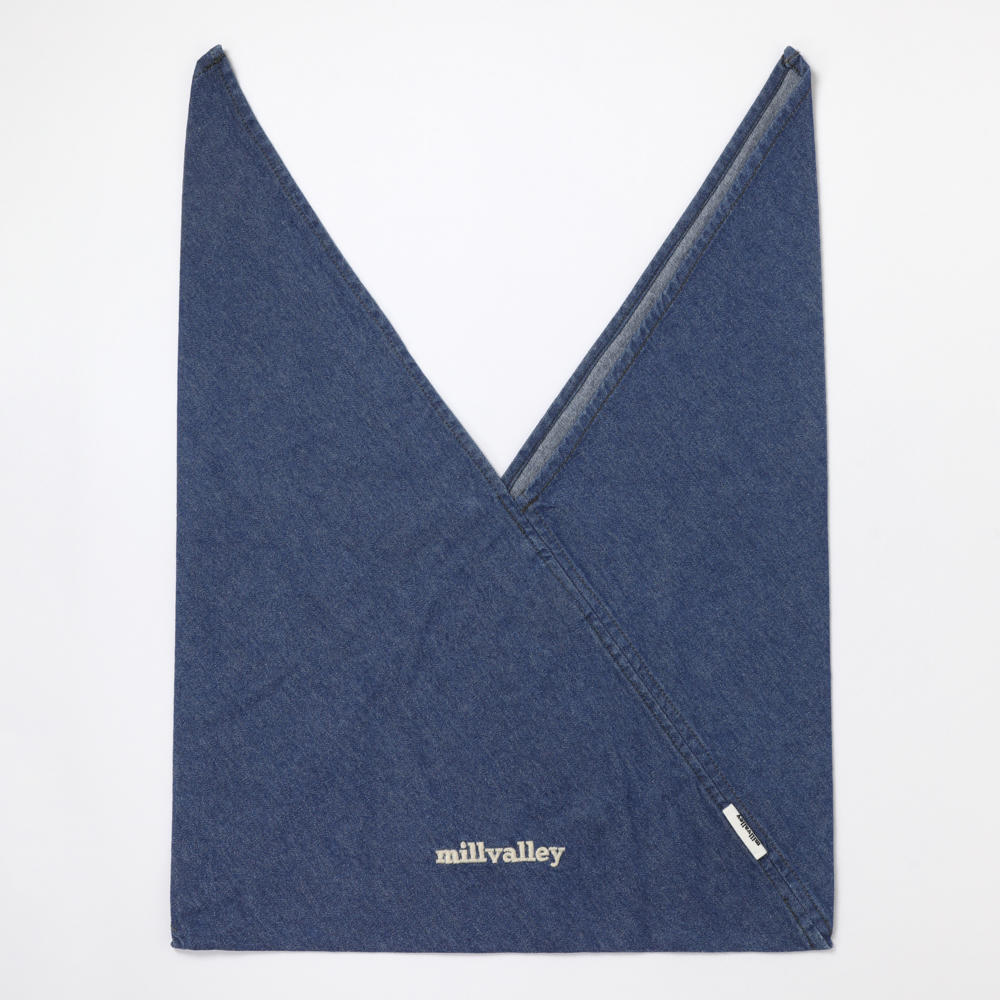 【IP】蔦屋書店別注 オサムグッズ azumabag reading