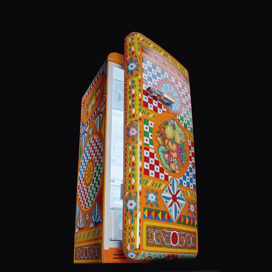 【受注発注品】SMEG(スメッグ)冷蔵庫 FAB28 DOLCE&GABBANA Refrigerator 「Carretto」