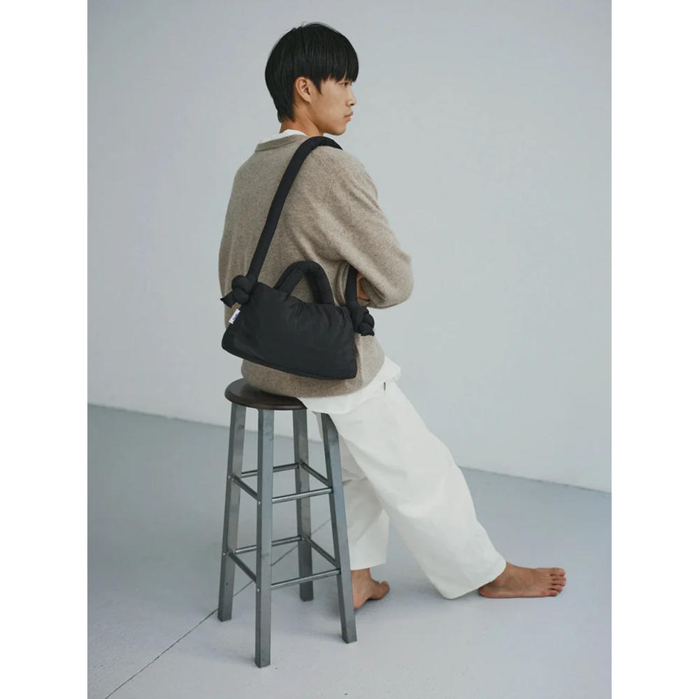 【カラーの選択可能／ÖLEND（オレンド）】MINI ONA SOFT BAG バッグ