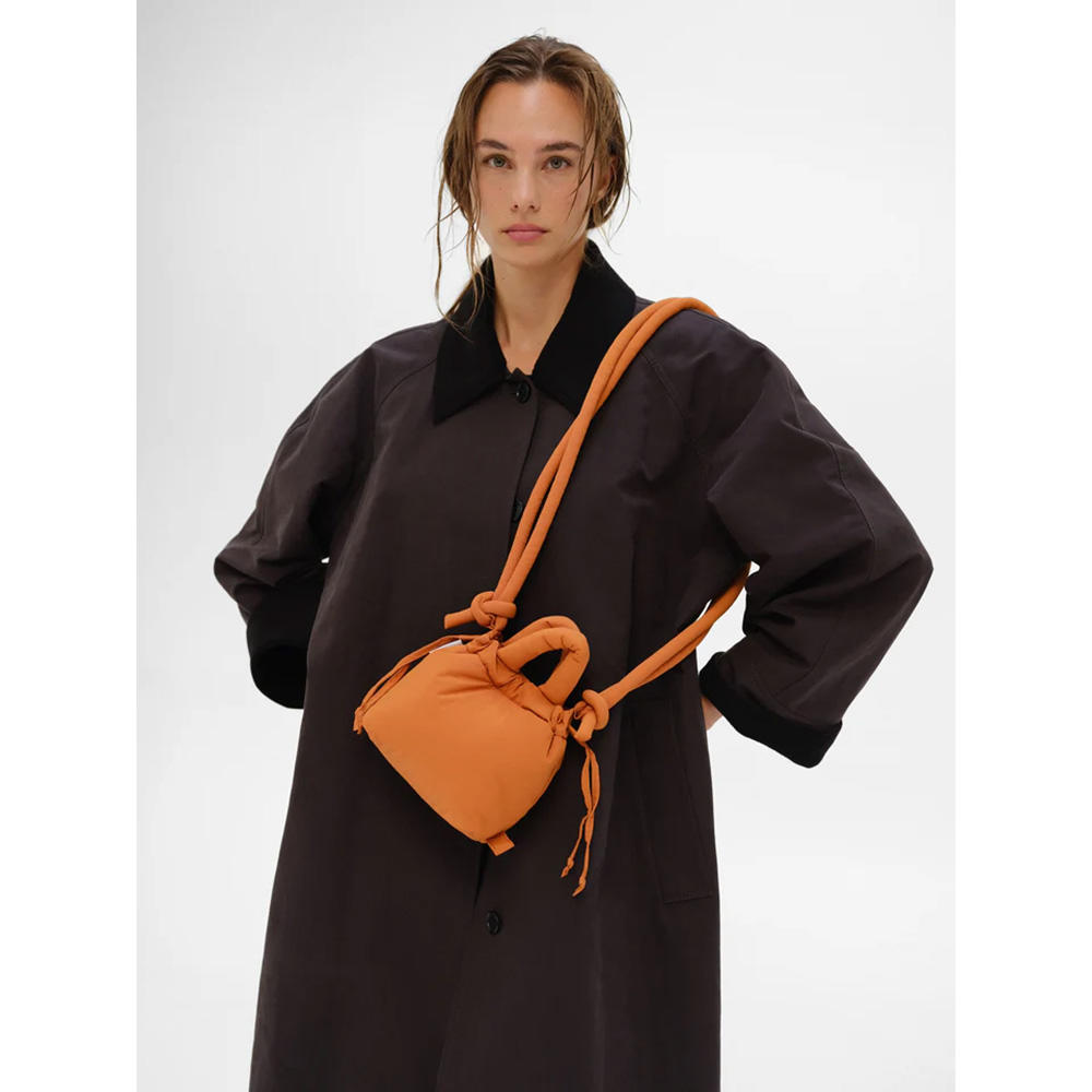 【カラーの選択可能／ÖLEND（オレンド）】MICRO ONA SOFT BAG バッグ