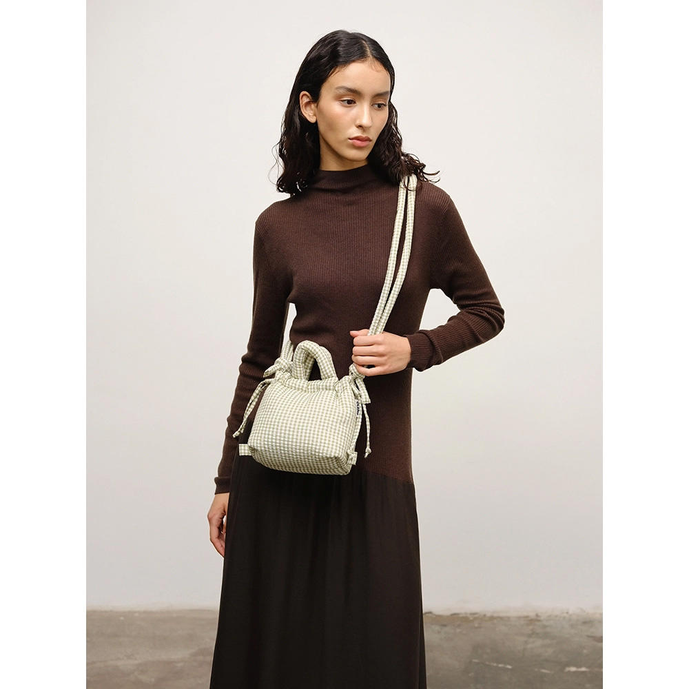 【カラーの選択可能／ÖLEND（オレンド）】MICRO ONA SOFT BAG バッグ