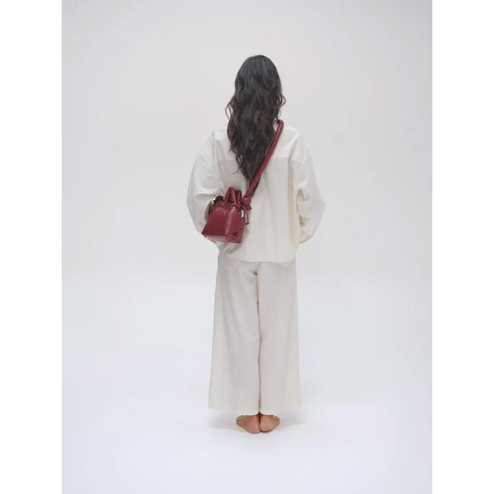 【カラーの選択可能／ÖLEND（オレンド）】VEGAN LEATHER MICRO ONA バッグ