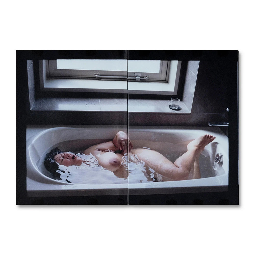 SMALL DEATH by Martha Naranjo Sandoval（マルタ・ナランホ・サンドバル）写真集