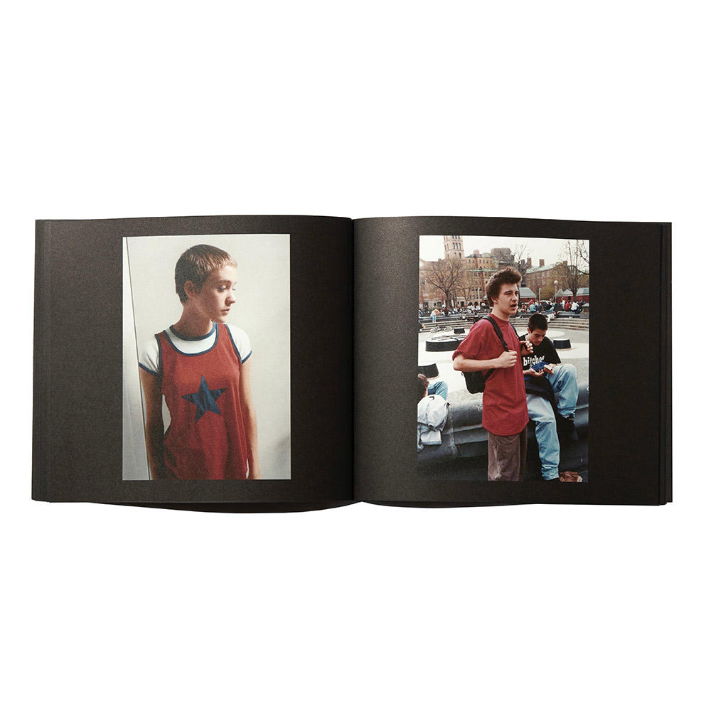 予約／11月中旬入荷予定】『KIDS』 フォトブック (通常版) Larry