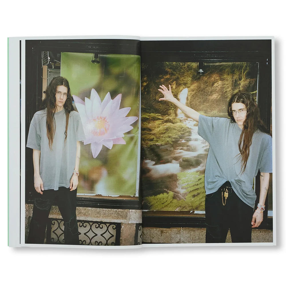 【初版500部限定】ANNE IMHOF'S DOOM DOCUMENTED BY TESS PETRONIO by Tess Petronio（テス・ペトロニオ）　写真集