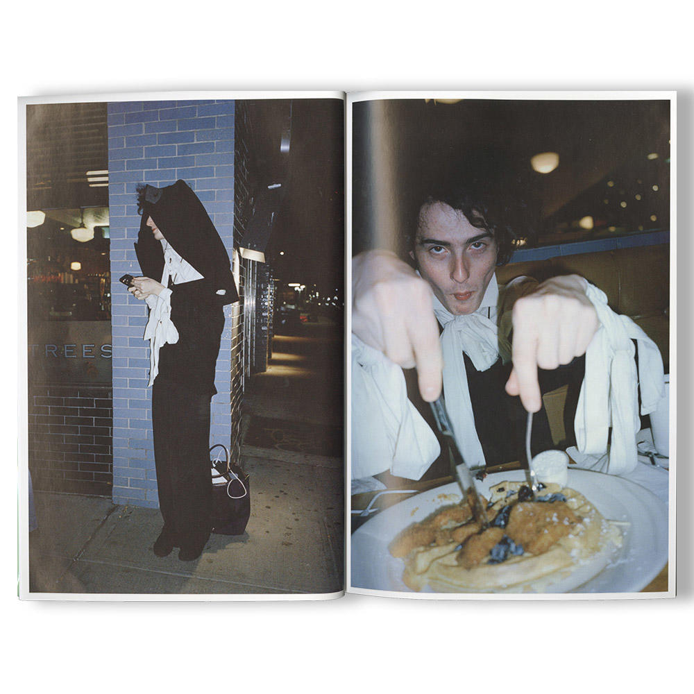 【初版500部限定】ANNE IMHOF'S DOOM DOCUMENTED BY TESS PETRONIO by Tess Petronio（テス・ペトロニオ）　写真集