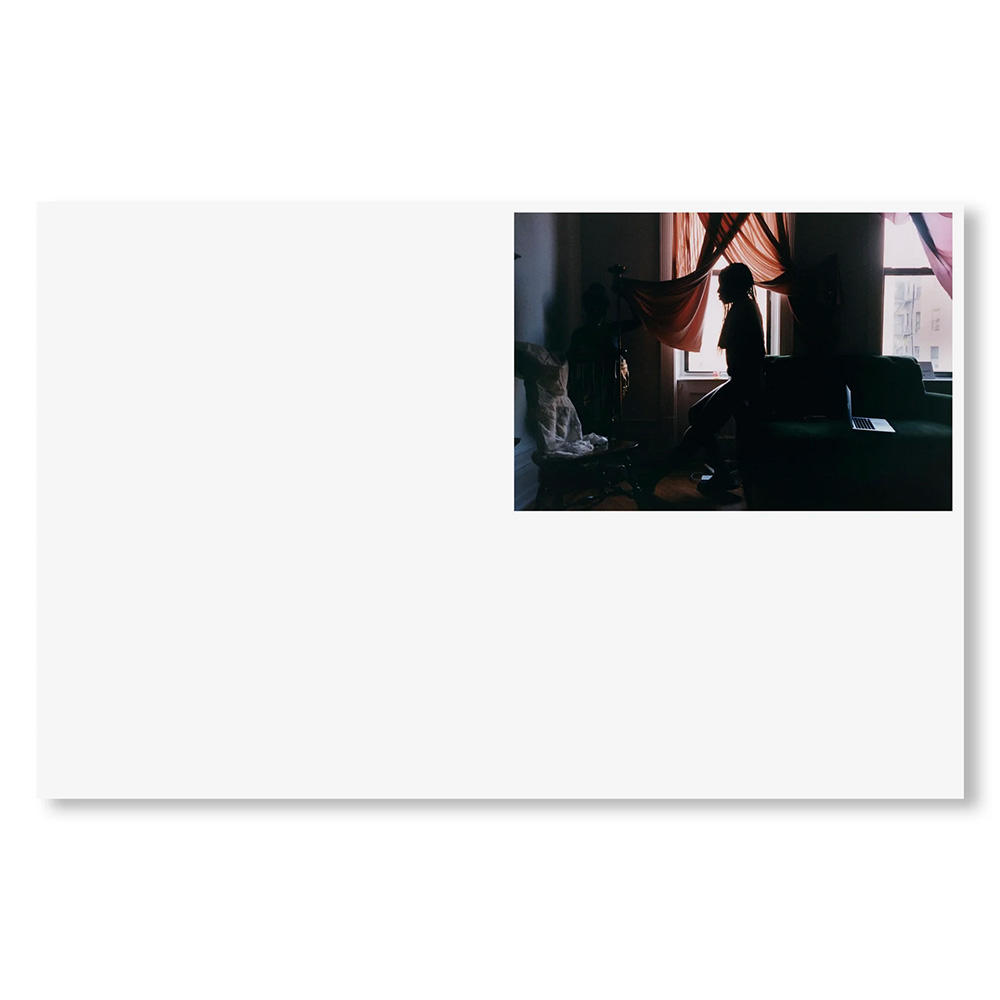 【1500部限定】GEOGRAPHY by Zora Sicher（ゾラ・シッカー）　写真集