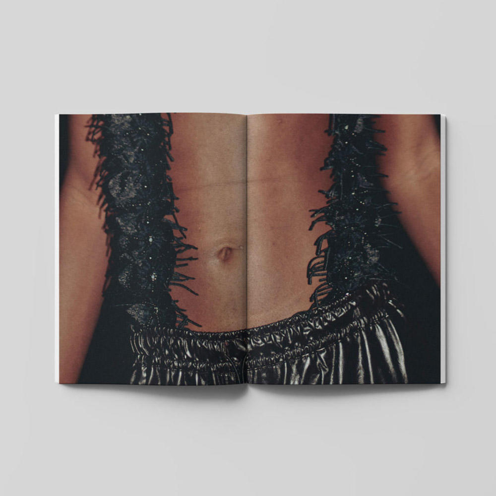 【100部限定】FAR-NEAR Editions: No Fear by Raiheth Rawla and Ali Monis Naqvi