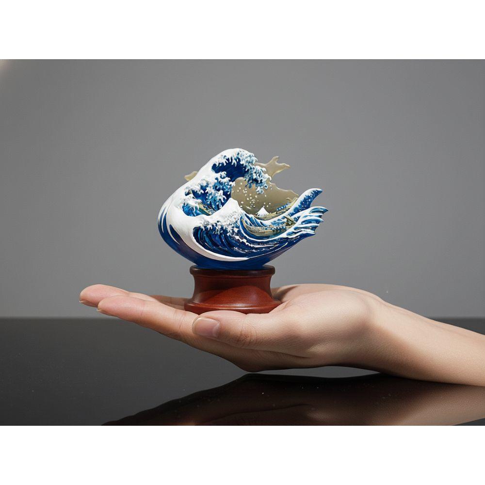 北斎(HOKUSAI)立像譚 ～神奈川沖浪裏～