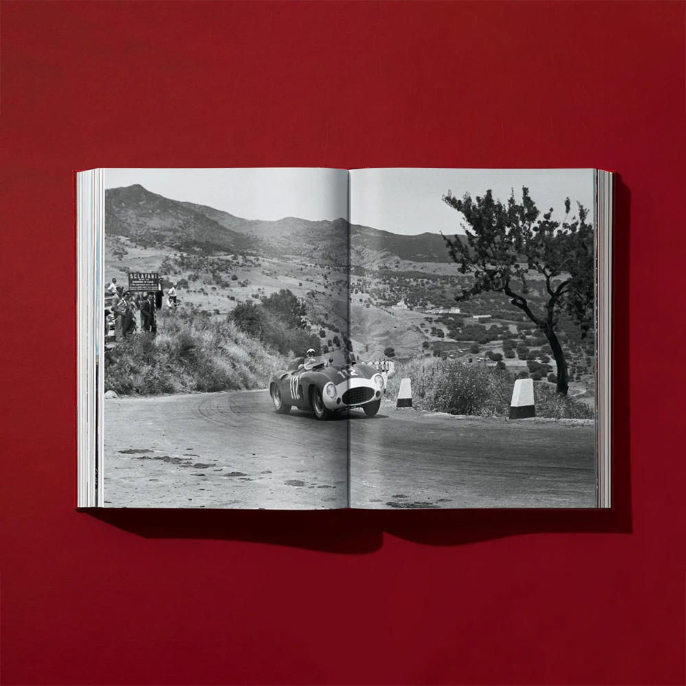 Ferrari（フェラーリ）　TASCHEN　写真集