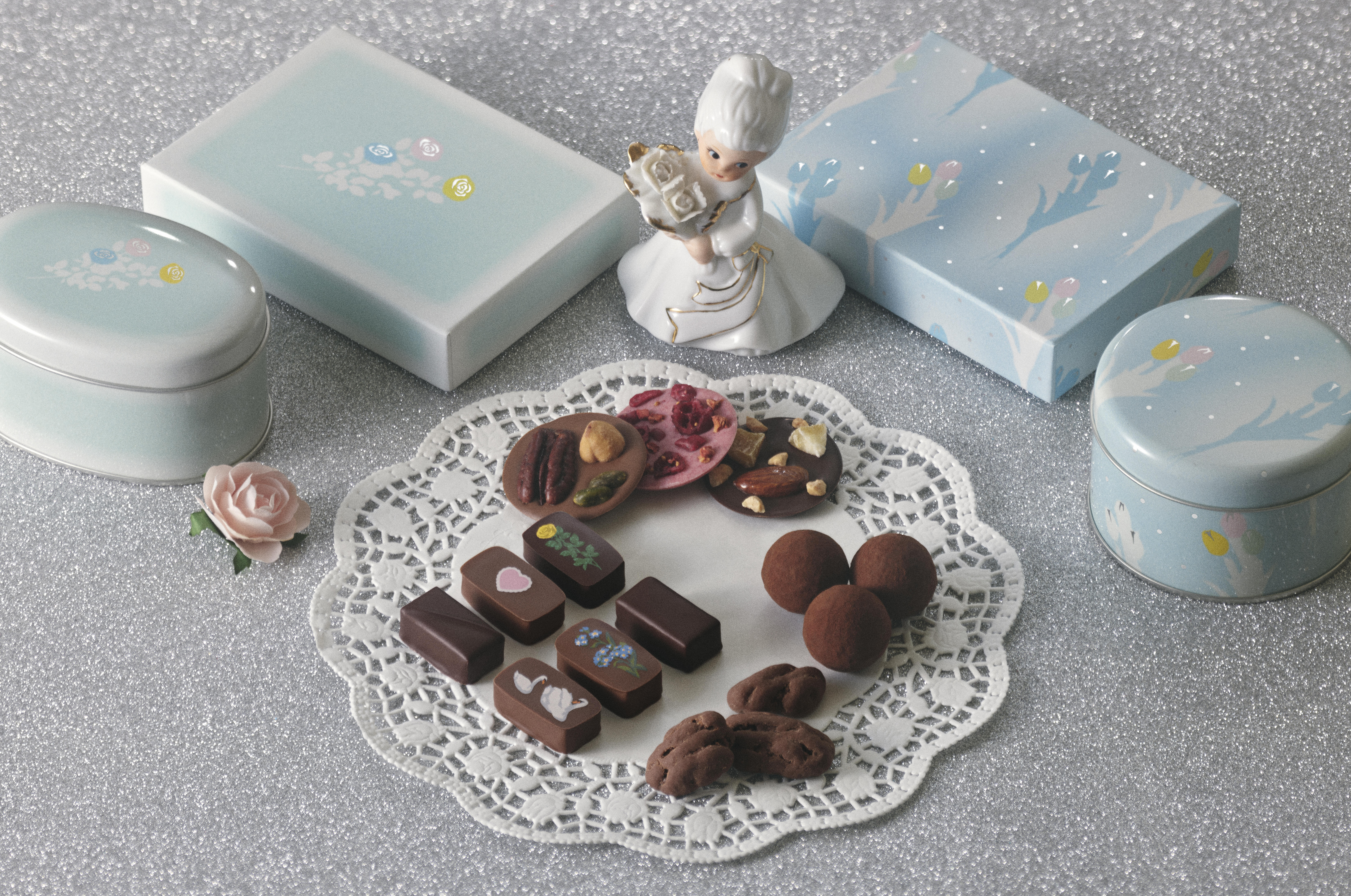 【ＲＵＲＵ　ＭＡＲＹ’Ｓ】ルルメリー2025 お花のチョコレート　9個