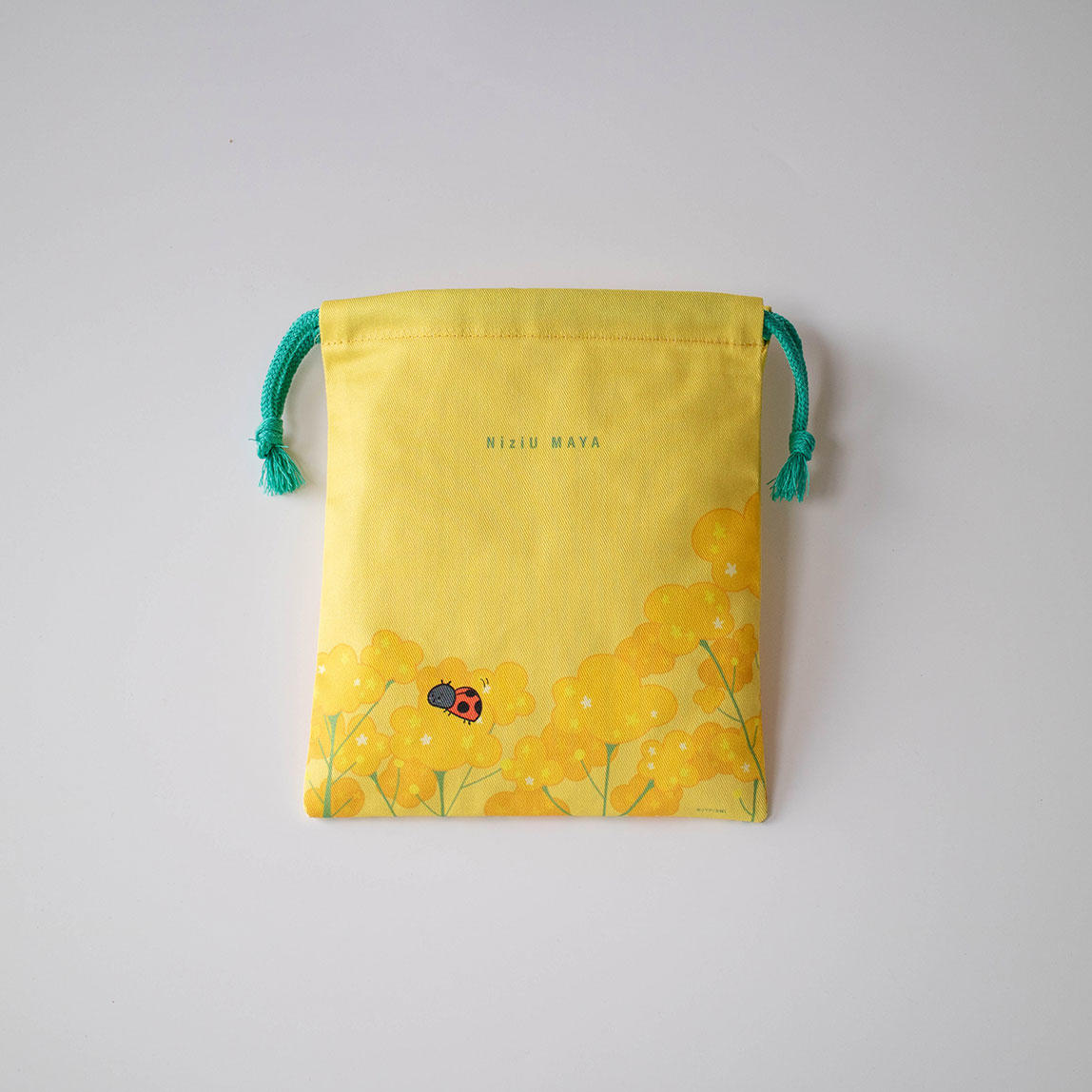 まっしろなちょうちょ　巾着